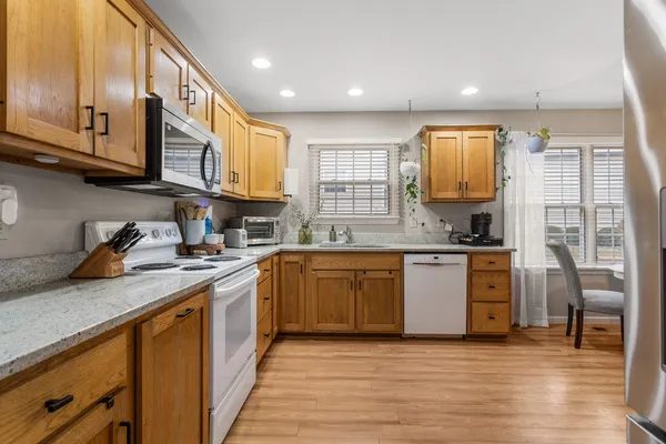 $315,000 | 2007 East Amber Lane, Unit A, Urbana, IL 61802