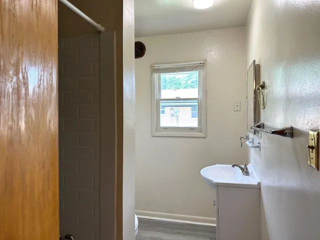 $75,000 | 517 East Fisher Street, Carbondale, IL 62901