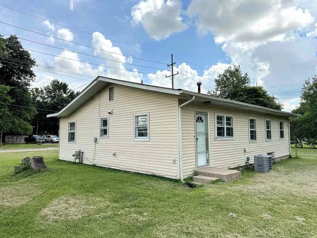 $75,000 | 517 East Fisher Street, Carbondale, IL 62901