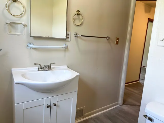 $75,000 | 517 East Fisher Street, Carbondale, IL 62901