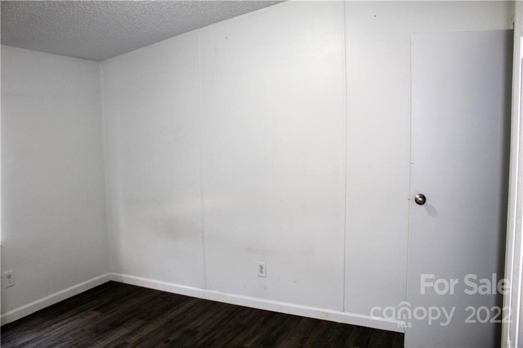 3948 Calico Road Lenoir, NC 28645 - Photo 18 of 23 Gallery Image 18