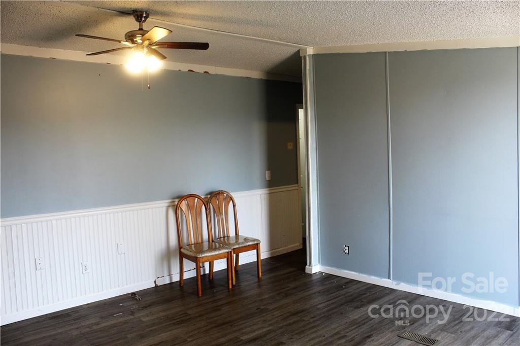 3948 Calico Road Lenoir, NC 28645 - Photo 7 of 23 Gallery Image 7