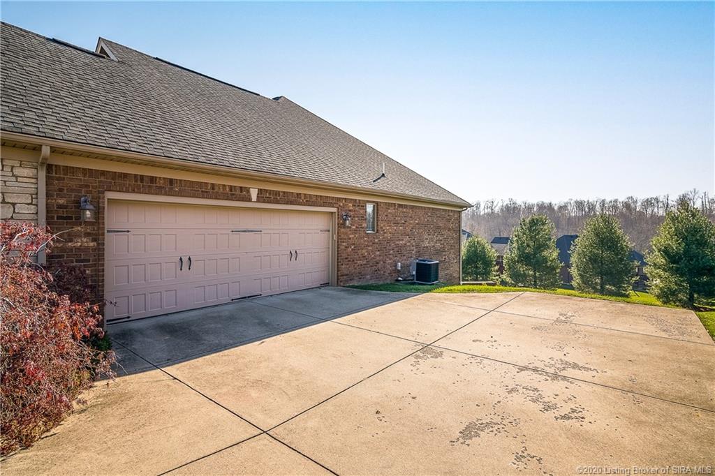 2013 Leanders Road Floyds Knobs, IN 47119 - Photo 6 of 49 Gallery Image 6