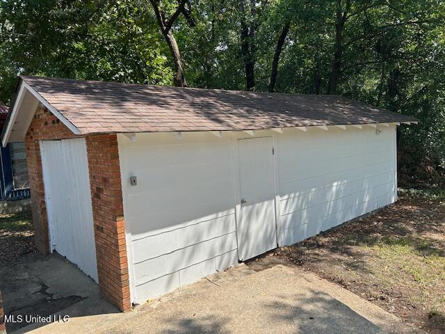 923 Bendat Street McComb, MS 39648 - Photo 4 of 17 IMG_1437