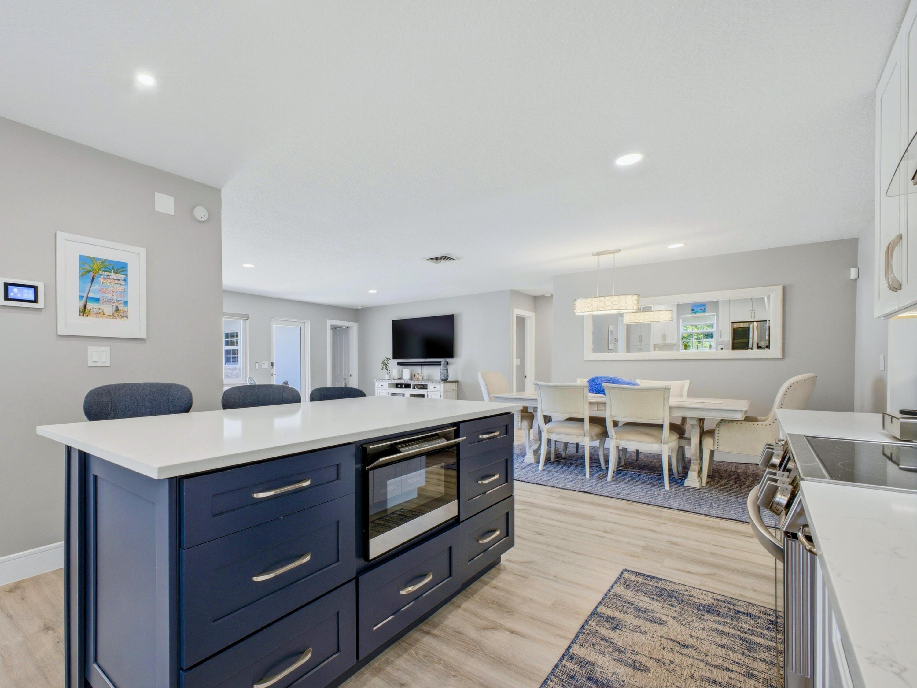 2020 Northeast 26th Street Lighthouse Point, FL 33064 - Photo 21 of 62 Kitchen