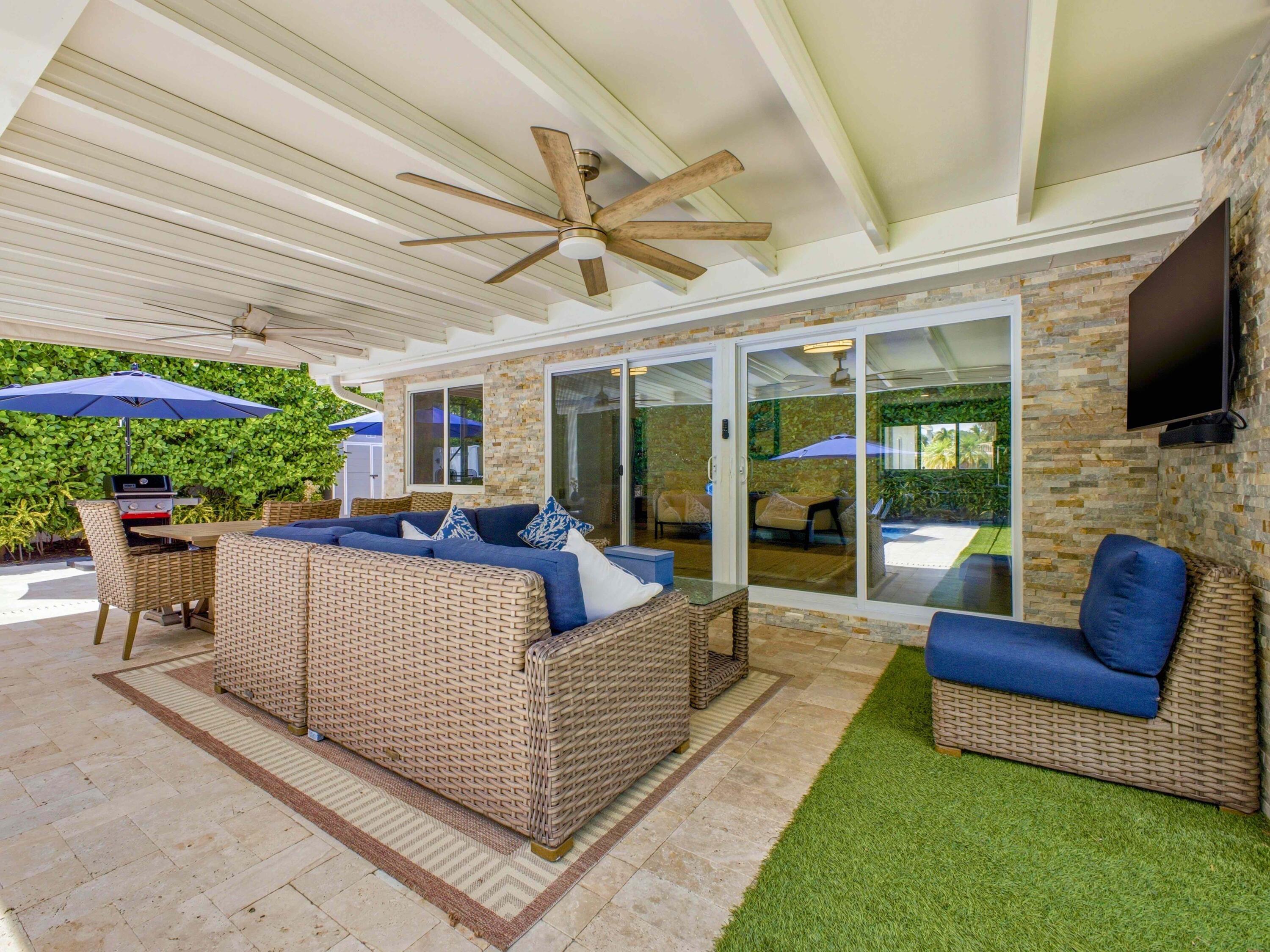 2020 Northeast 26th Street Lighthouse Point, FL 33064 - Photo 27 of 62 Covered Patio