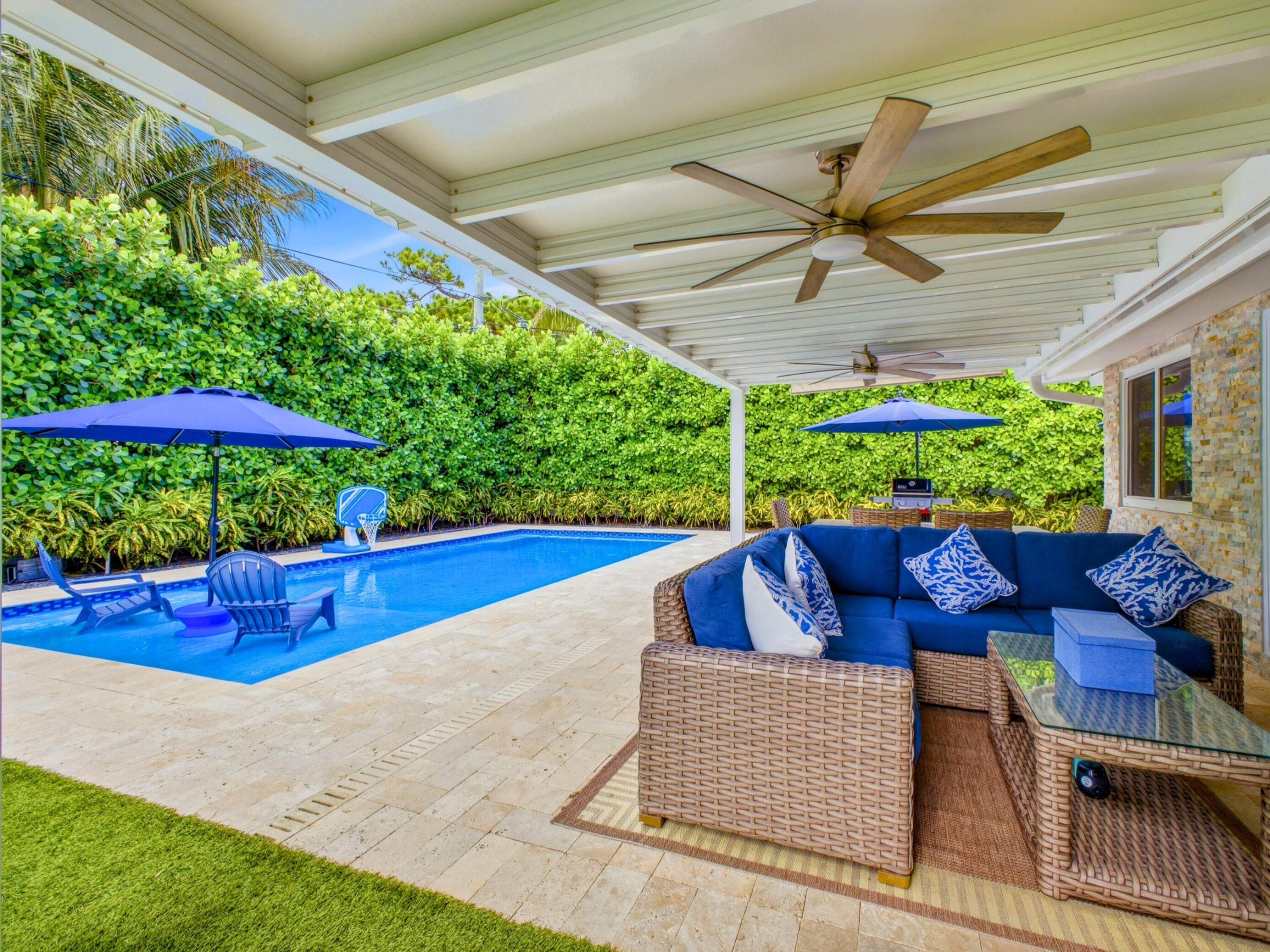 2020 Northeast 26th Street Lighthouse Point, FL 33064 - Photo 31 of 62 Covered Patio Pool