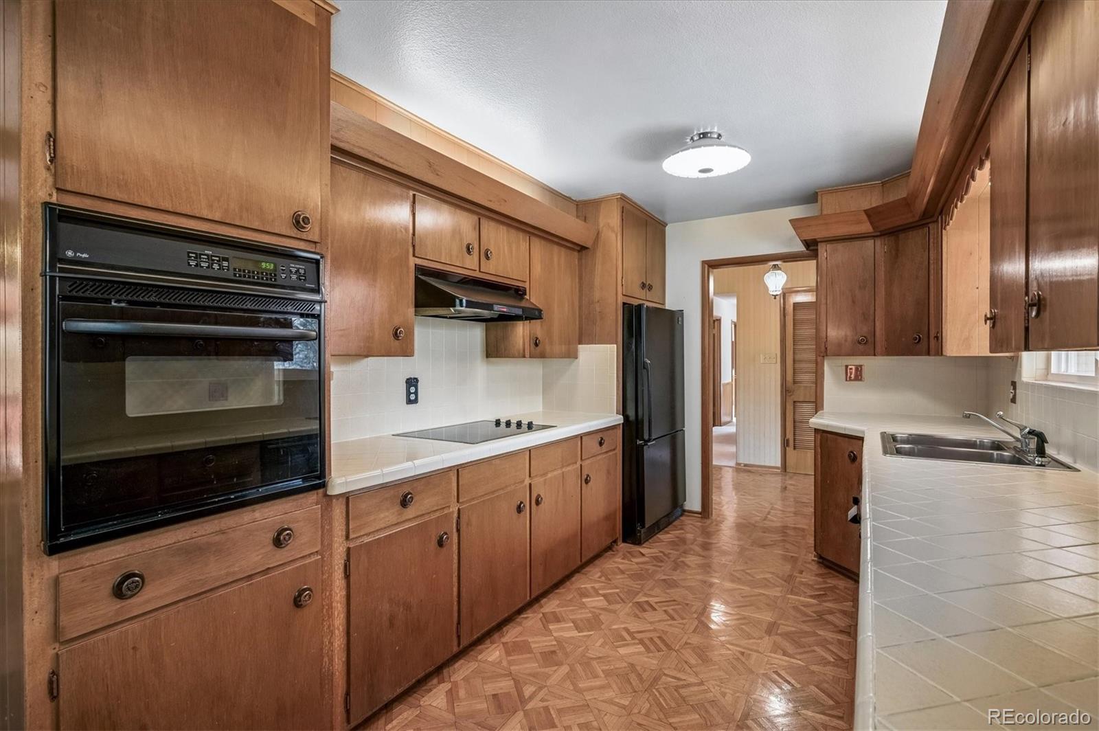 14075 Crabapple Road Golden, CO 80401 - Photo 14 of 48