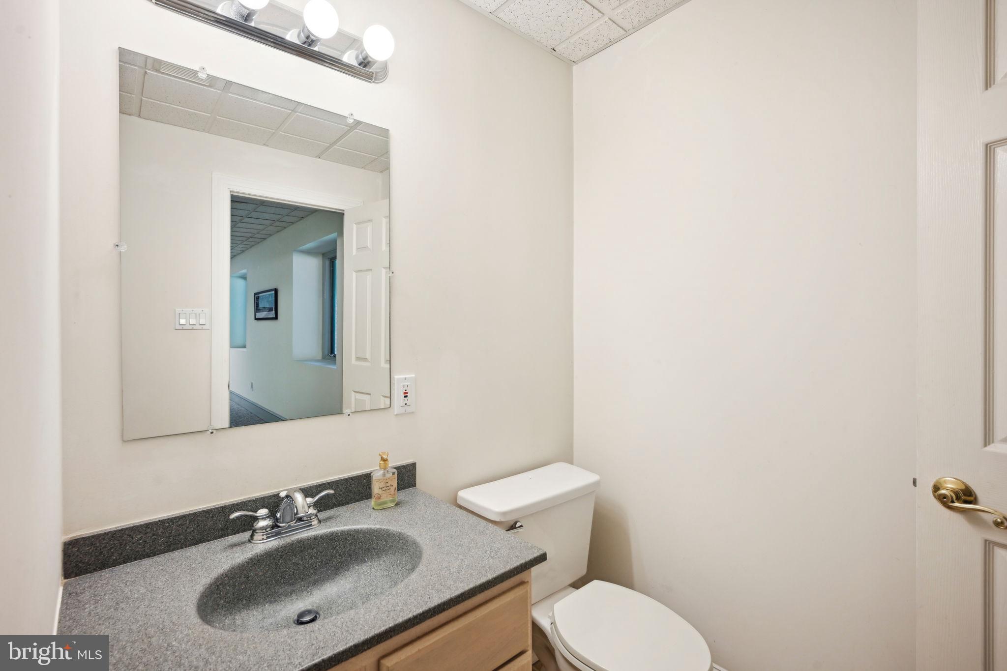 1591 Stocton Road Jenkintown, PA 19046 - Photo 43 of 105