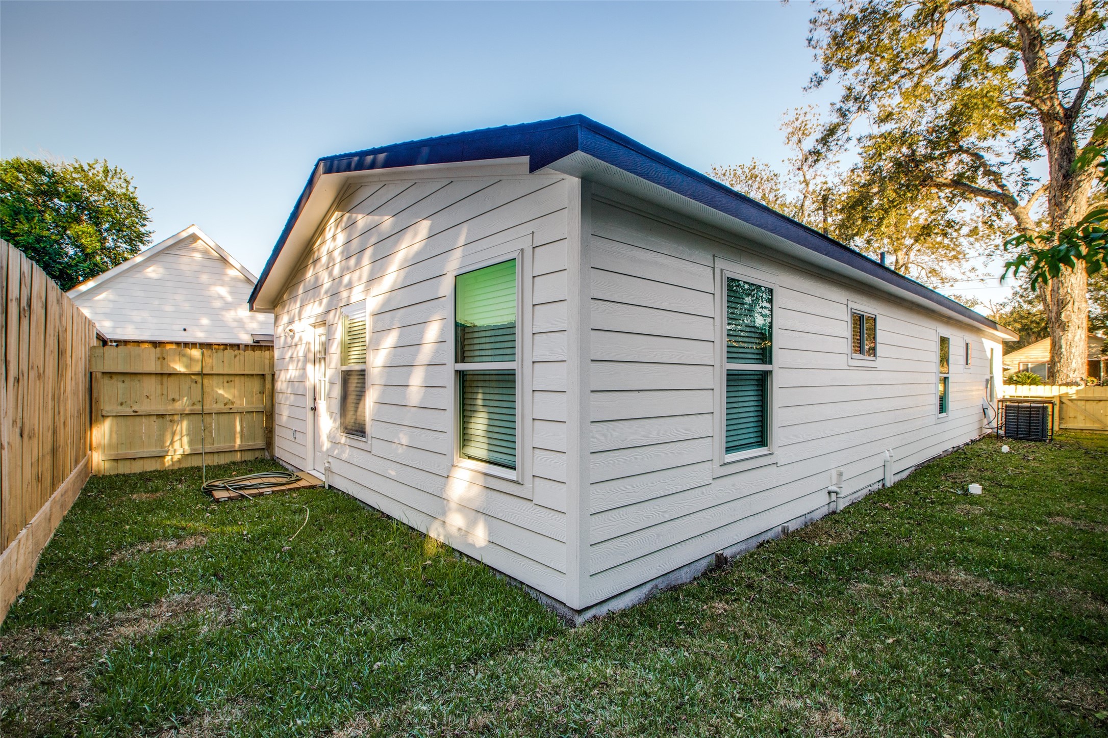 1212 Hamblen Street Houston, TX 77009 - Photo 12 of 13