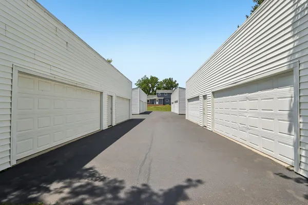 $999,900 | 10780 South 92nd Street, Franklin, WI 53132
