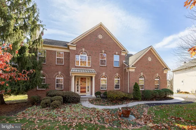 $850,000 | 1310 School House Circle, Downingtown, PA 19335