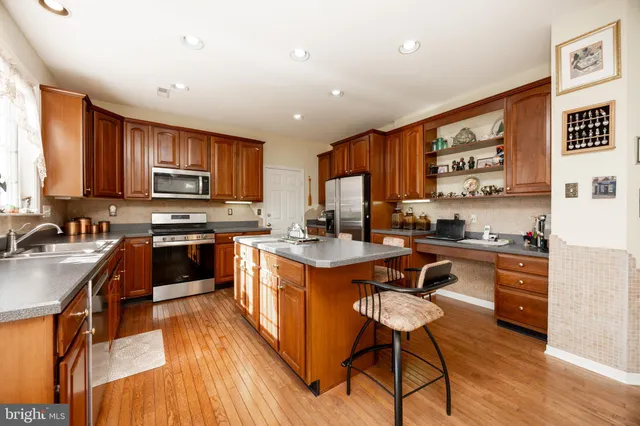 $850,000 | 1310 School House Circle, Downingtown, PA 19335