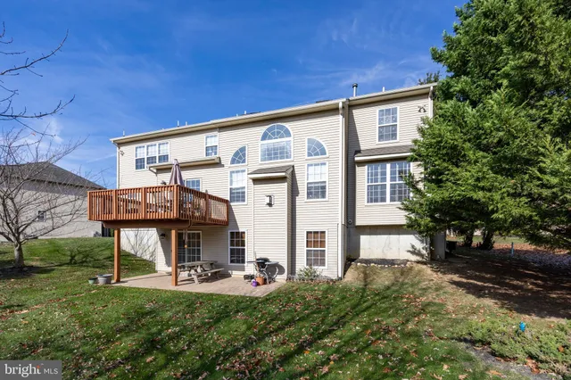 $850,000 | 1310 School House Circle, Downingtown, PA 19335