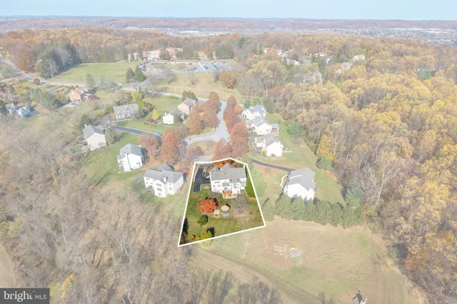 $850,000 | 1310 School House Circle, Downingtown, PA 19335