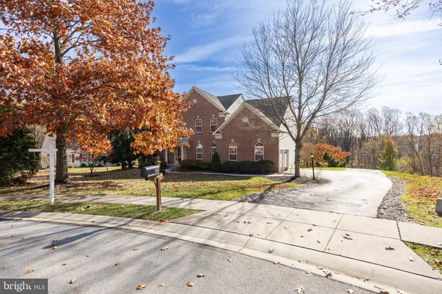 $850,000 | 1310 School House Circle, Downingtown, PA 19335