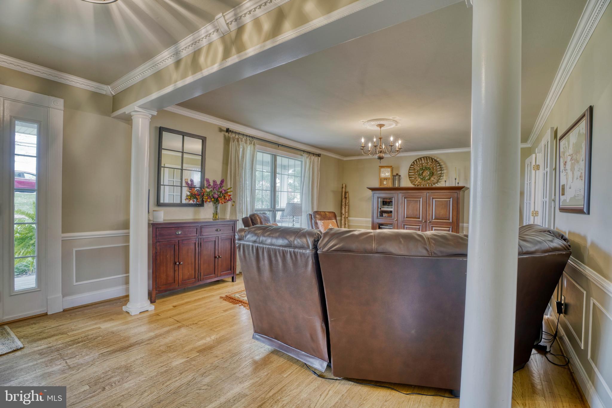 4505 Carroll Manor Road Baldwin, MD 21013 - Photo 7 of 65 Elegant Crown Moldings and Columns
