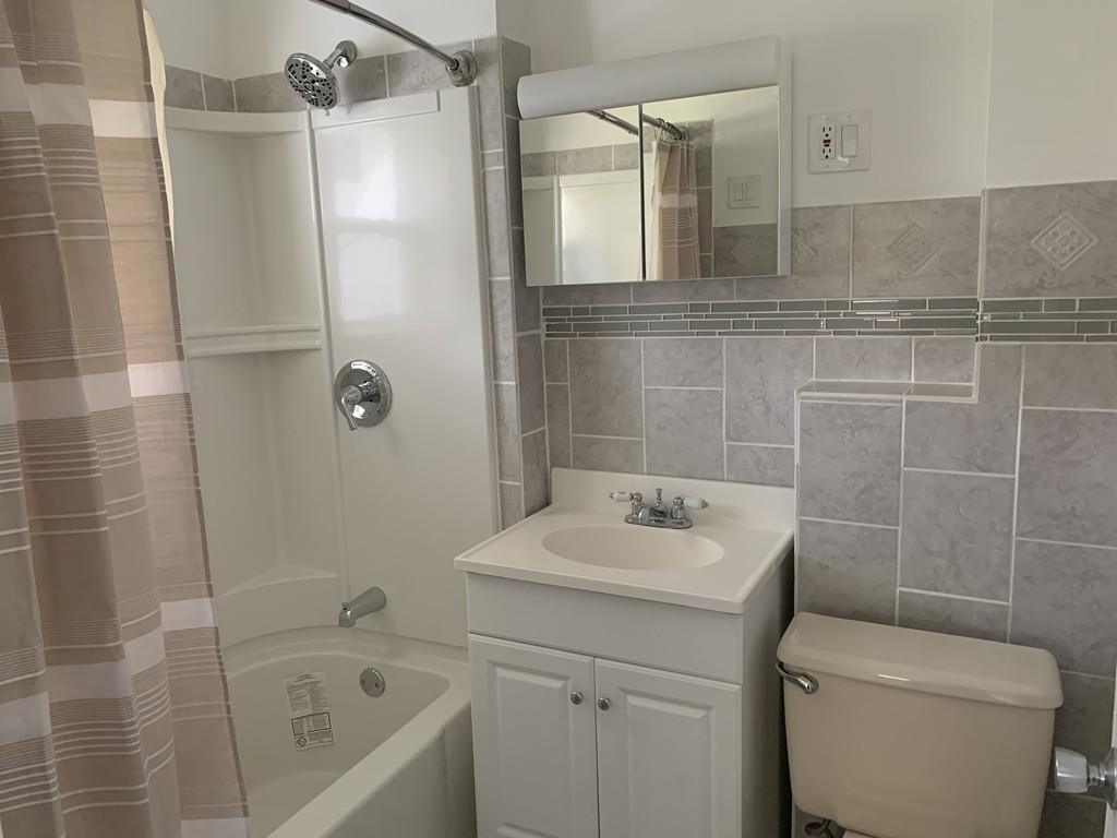 47 Angeline Street West Springfield, MA 01089 - Photo 10 of 16 Gallery Image 10