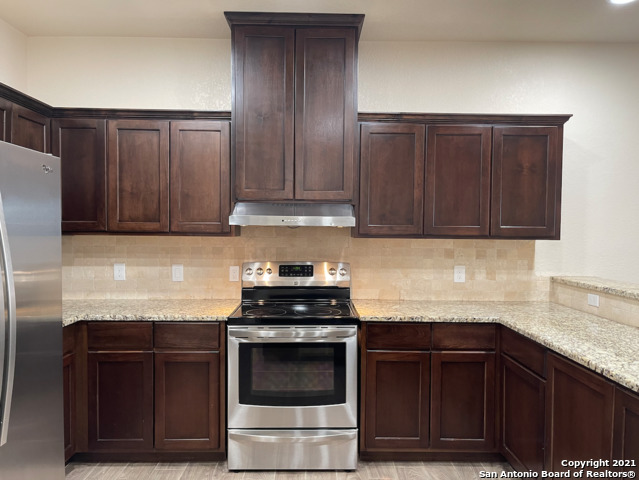 7015 Hallie Ridge San Antonio, TX 78227 - Photo 8 of 27