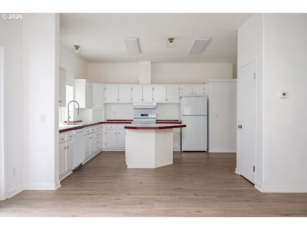 27561 South Ringo Road Mulino, OR 97042 - Photo 17 of 48