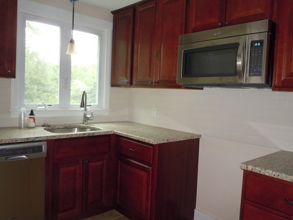 28 Wood End Road Springfield, MA 01118 - Photo 5 of 12 Gallery Image 5