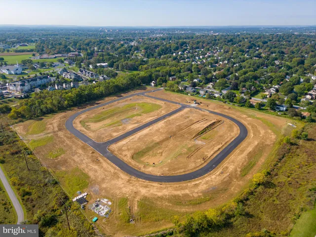 $215,000 | 614 Dolly Drive, Lancaster, PA 17601