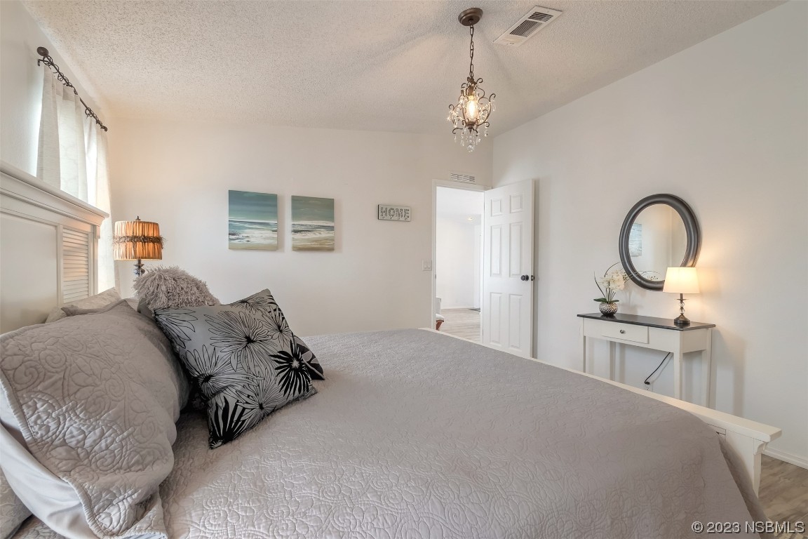 4389 Maple Avenue Edgewater, FL 32141 - Photo 11 of 58