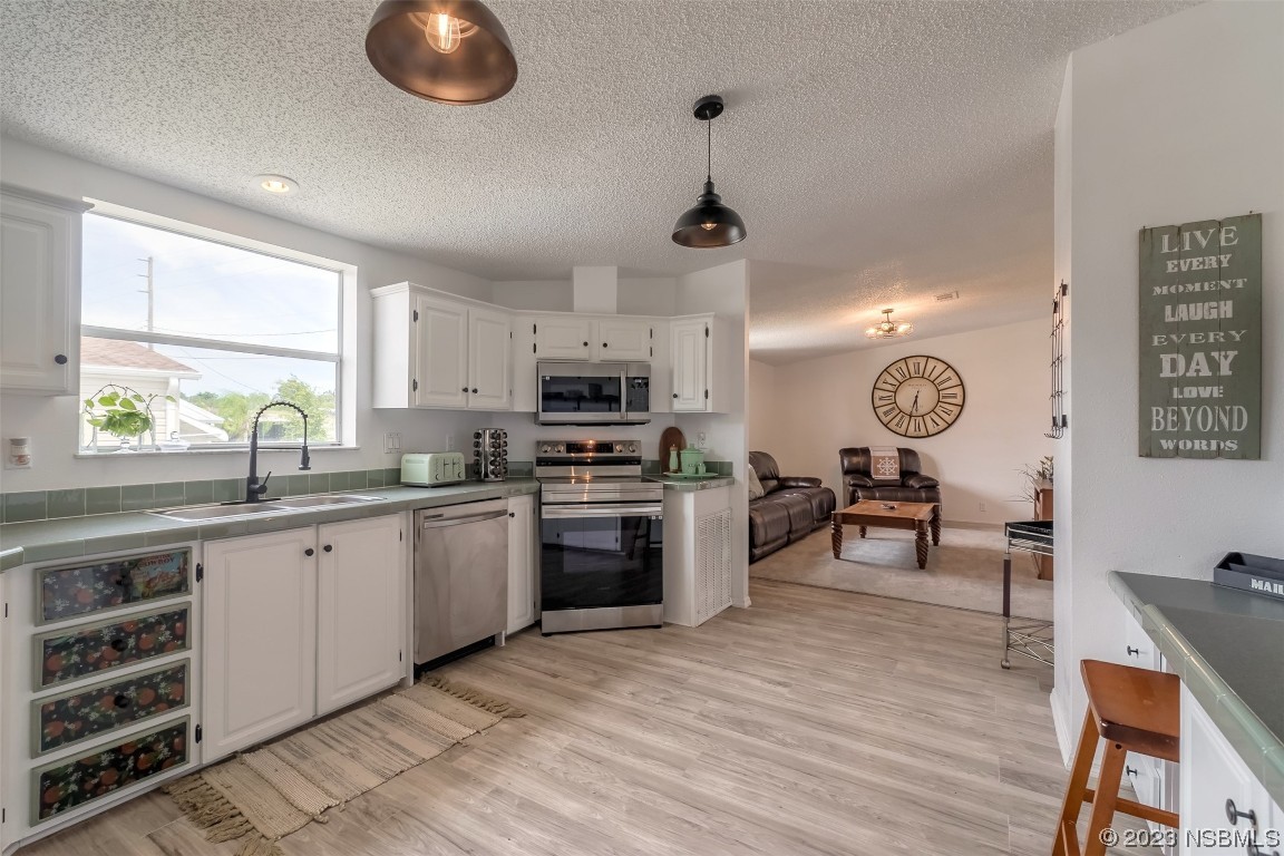 4389 Maple Avenue Edgewater, FL 32141 - Photo 15 of 58