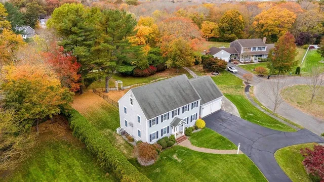 $849,999 | 6 Walters Way, Dartmouth, MA 02747