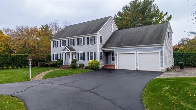 $849,999 | 6 Walters Way, Dartmouth, MA 02747