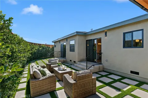 $1,095,000 | 2848 Alberta Street, Torrance, CA 90501