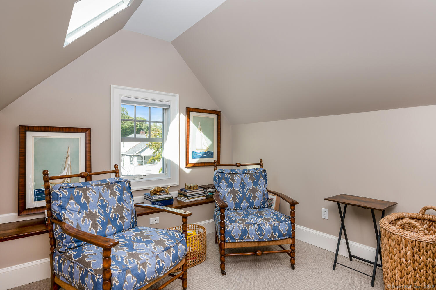 333 West Avenue, Unit 3 Darien, CT 06820 - Photo 30 of 38 a living room with furniture and a window