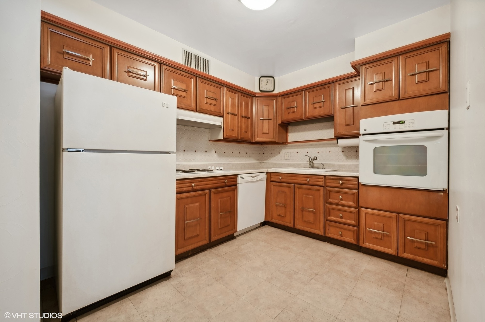 5901 North Sheridan Road, Unit 3E Chicago, IL 60660 - Photo 11 of 26 Gallery Image 11