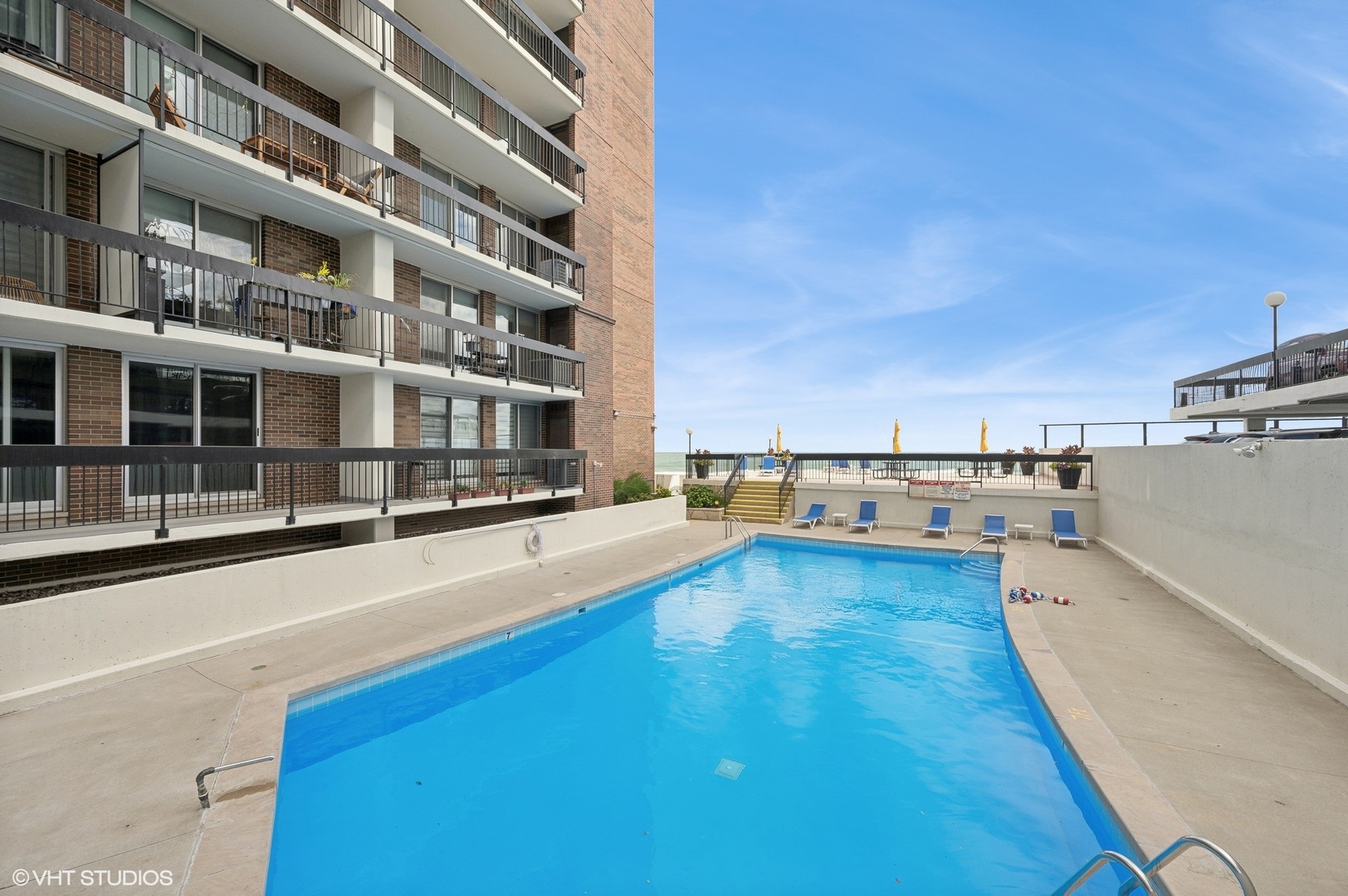 5901 North Sheridan Road, Unit 3E Chicago, IL 60660 - Photo 19 of 26 Gallery Image 19