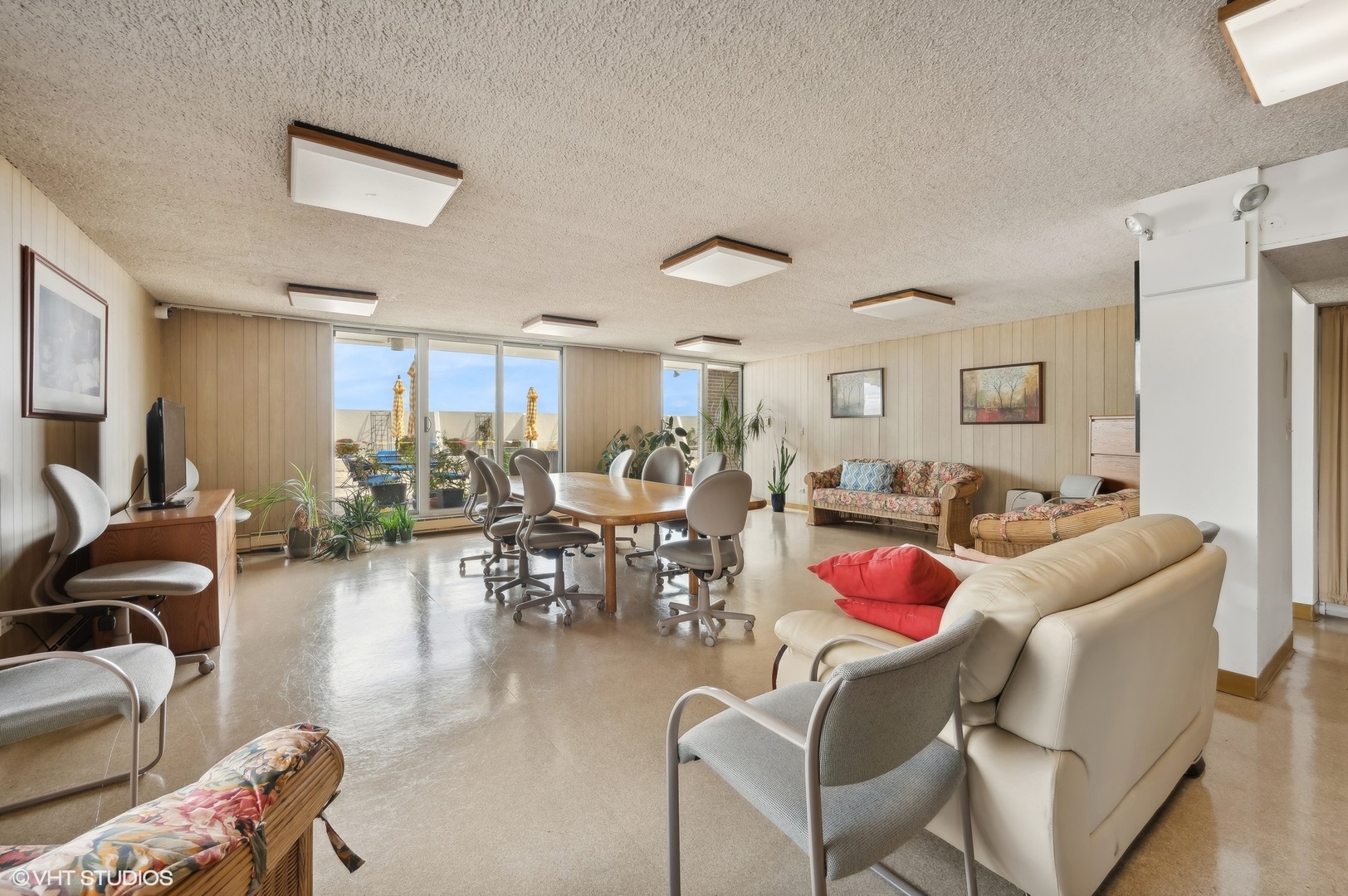 5901 North Sheridan Road, Unit 3E Chicago, IL 60660 - Photo 20 of 26 Gallery Image 20