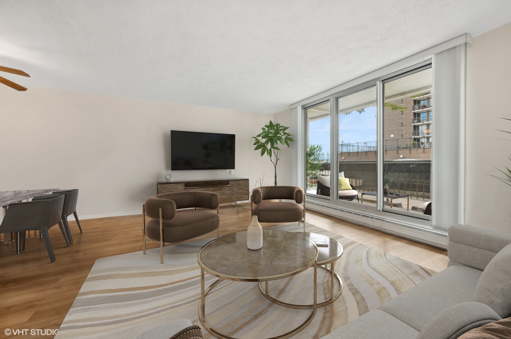 5901 North Sheridan Road, Unit 3E Chicago, IL 60660 - Photo 8 of 26 Gallery Image 8