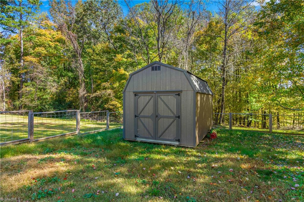 3618 Lewiston Road Greensboro, NC 27410 - Photo 31 of 33 Gallery Image 31