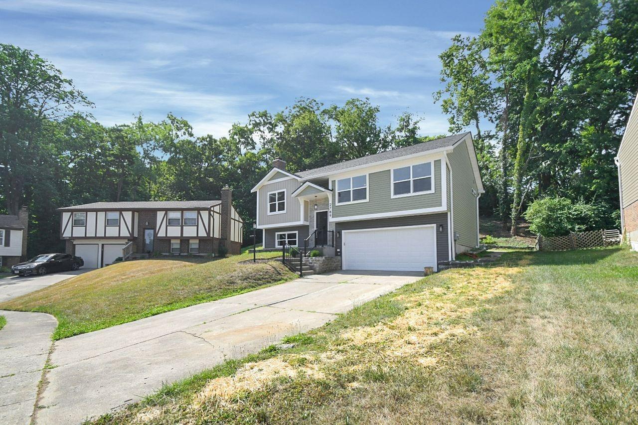2789 Maple Tree Court Reading, OH 45236 - Photo 3 of 38
