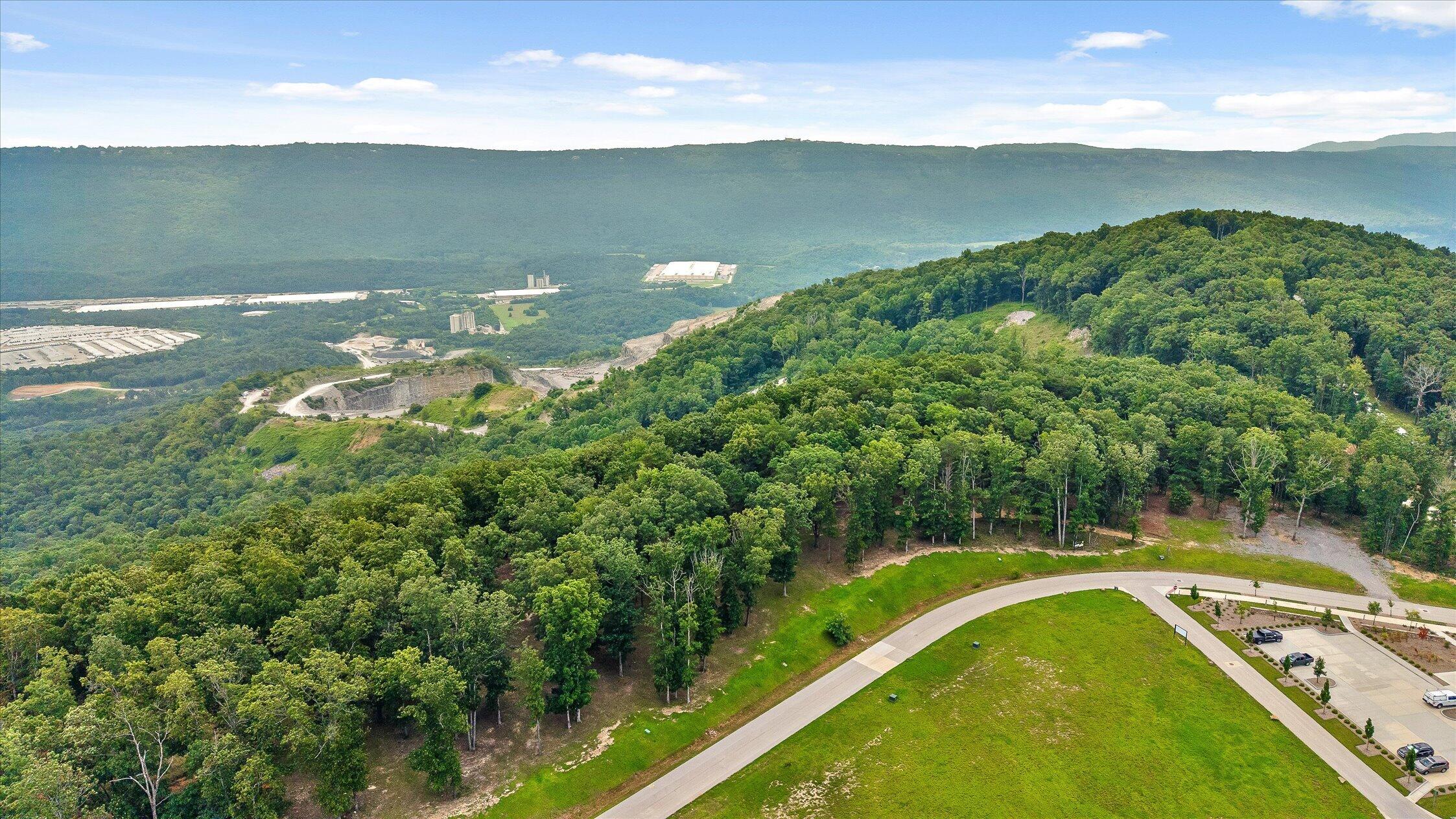 4125 Amethyst Road, Unit 801/802 Chattanooga, TN 37419 - Photo 4 of 46 03-4125 Amethyst-31
