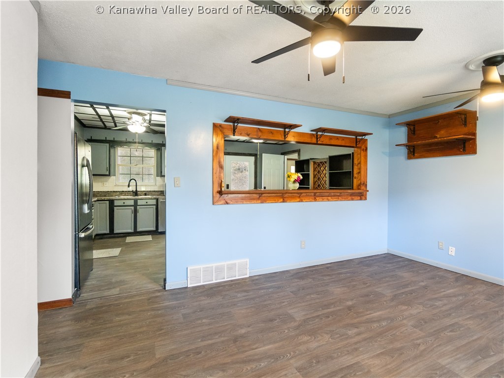 1931 Bills Creek Road Winfield, WV 25213 - Photo 7 of 29 Gallery Image 7