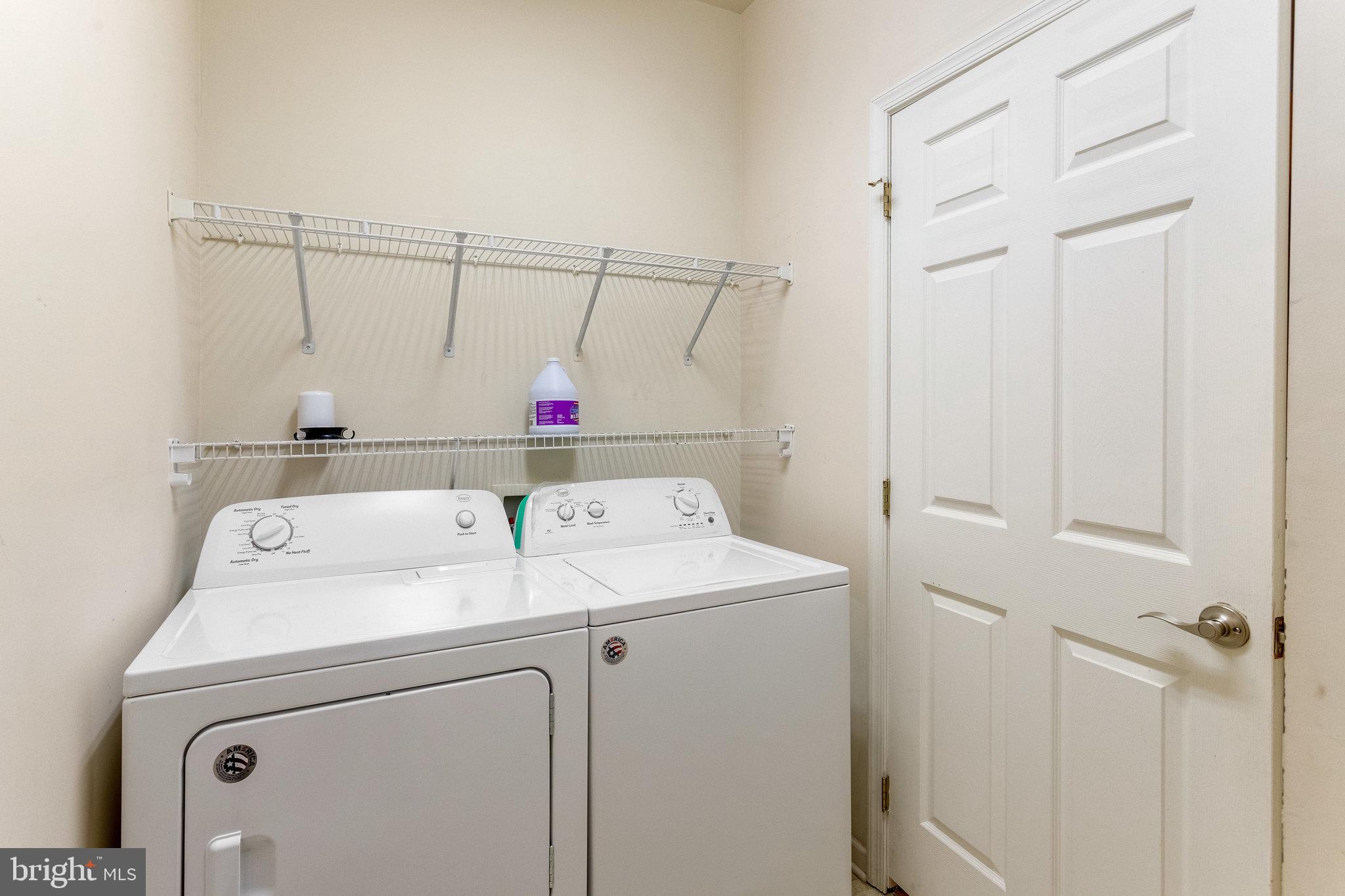 5608 Wheelwright Way Haymarket, VA 20169 - Photo 17 of 88 Laundry room on main level off garage