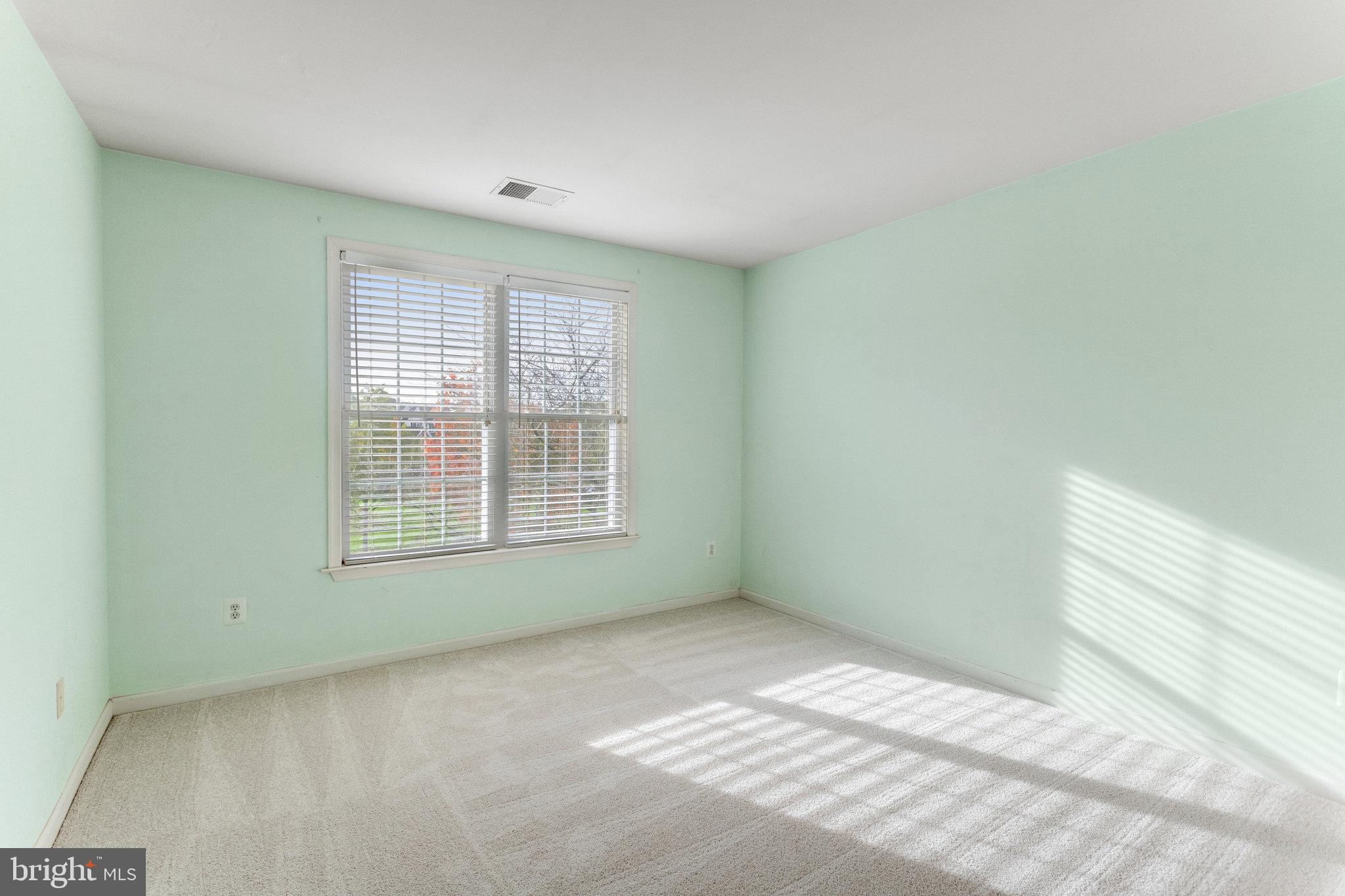 5608 Wheelwright Way Haymarket, VA 20169 - Photo 30 of 88 Bedroom #3