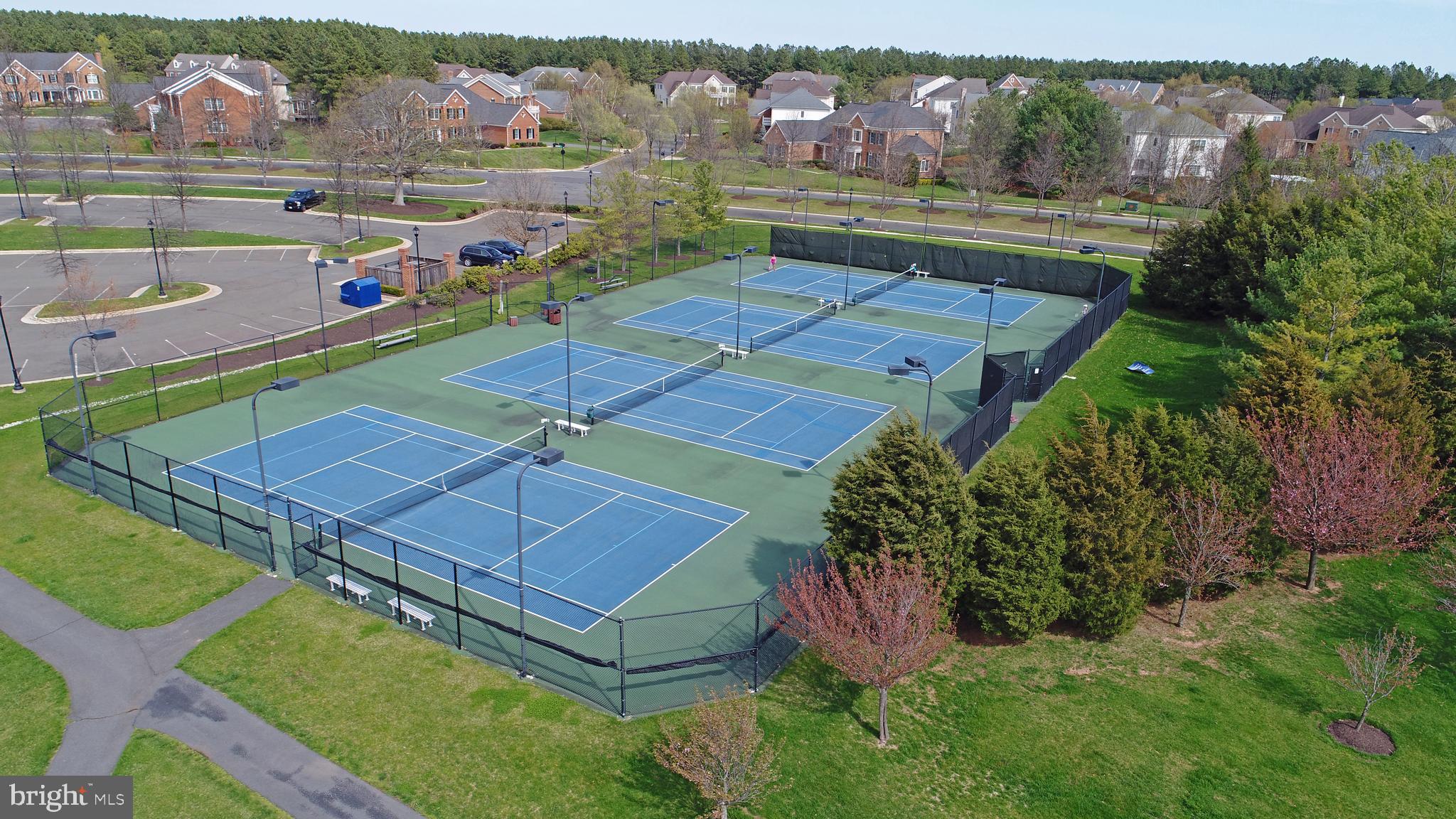 5608 Wheelwright Way Haymarket, VA 20169 - Photo 52 of 88 Tennis/pickleball courts