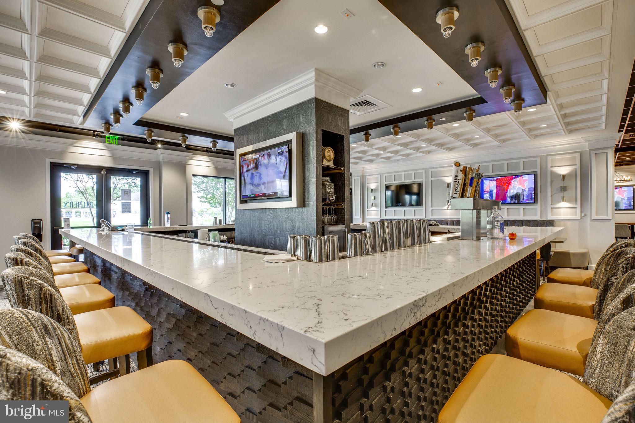 5608 Wheelwright Way Haymarket, VA 20169 - Photo 63 of 88 Bar area in club