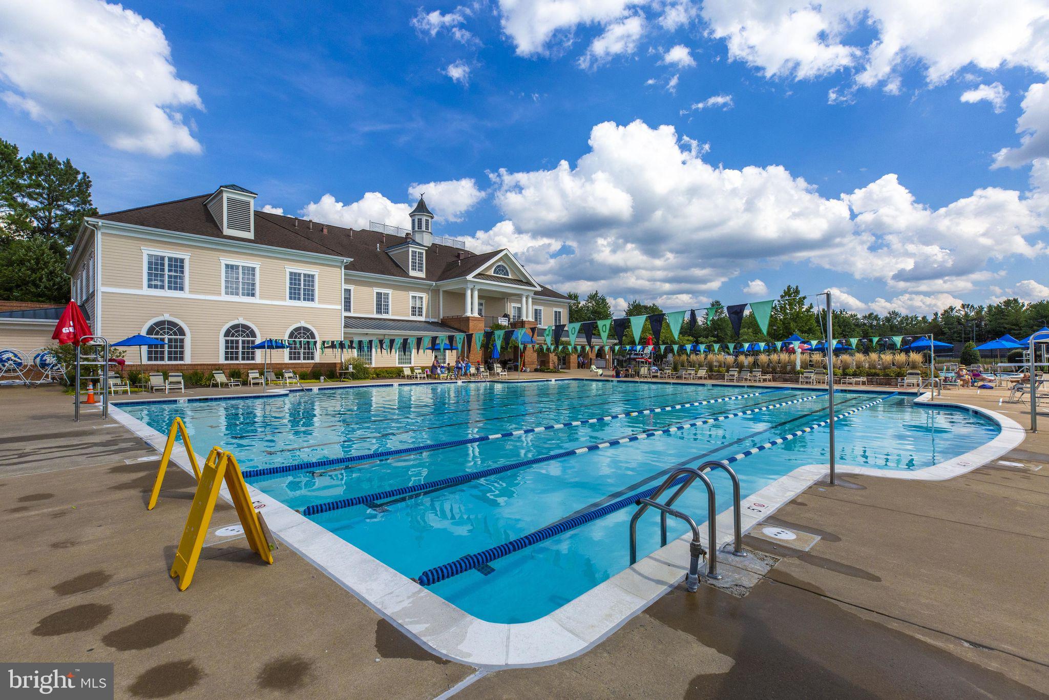 5608 Wheelwright Way Haymarket, VA 20169 - Photo 65 of 88 Club pool