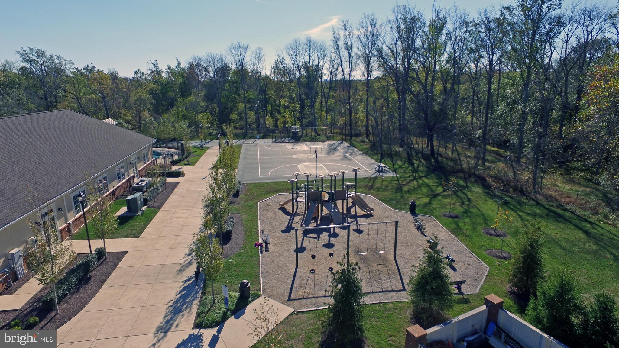 5608 Wheelwright Way Haymarket, VA 20169 - Photo 75 of 88 Playground area