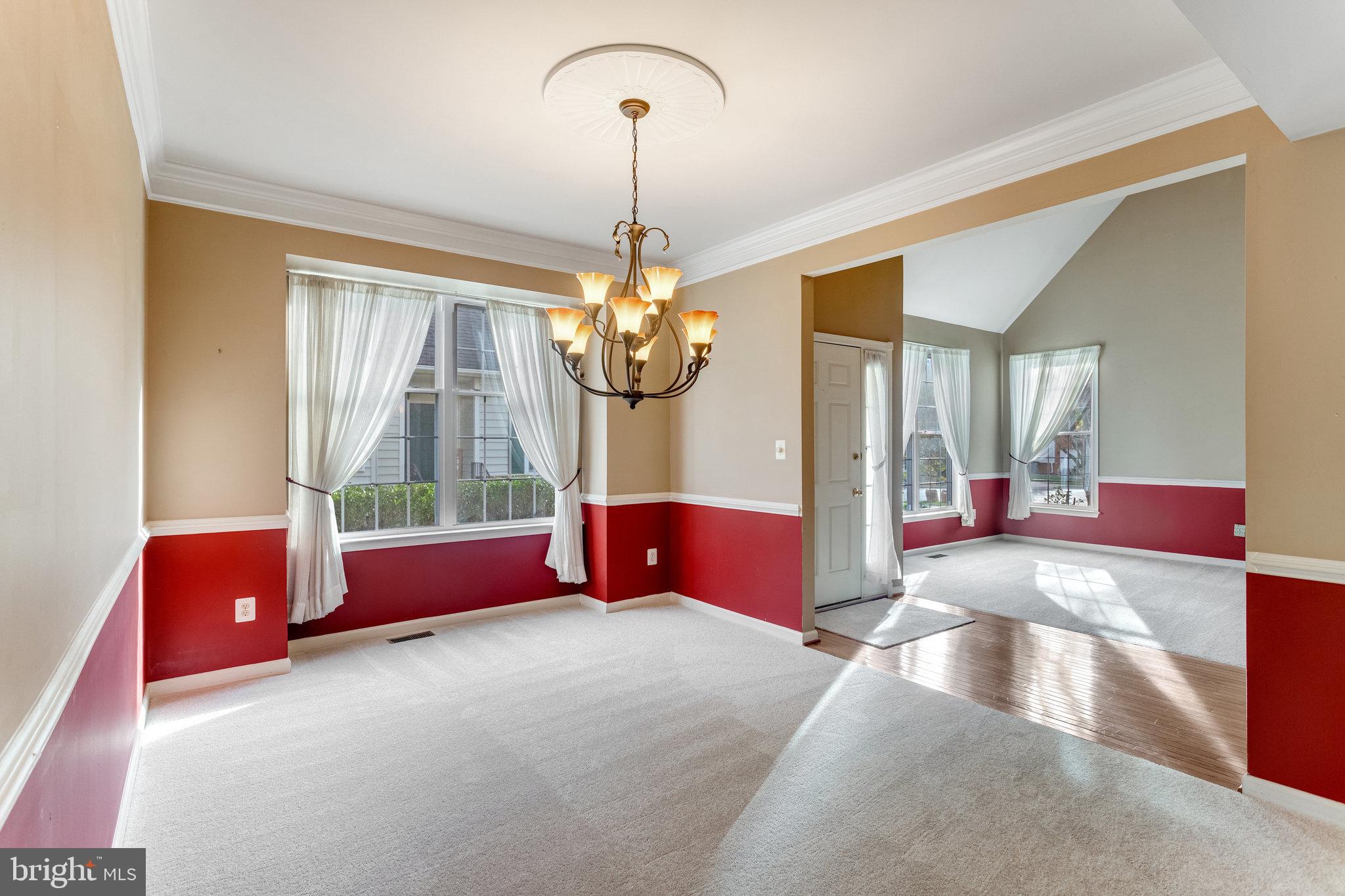 5608 Wheelwright Way Haymarket, VA 20169 - Photo 8 of 88 Dining Room