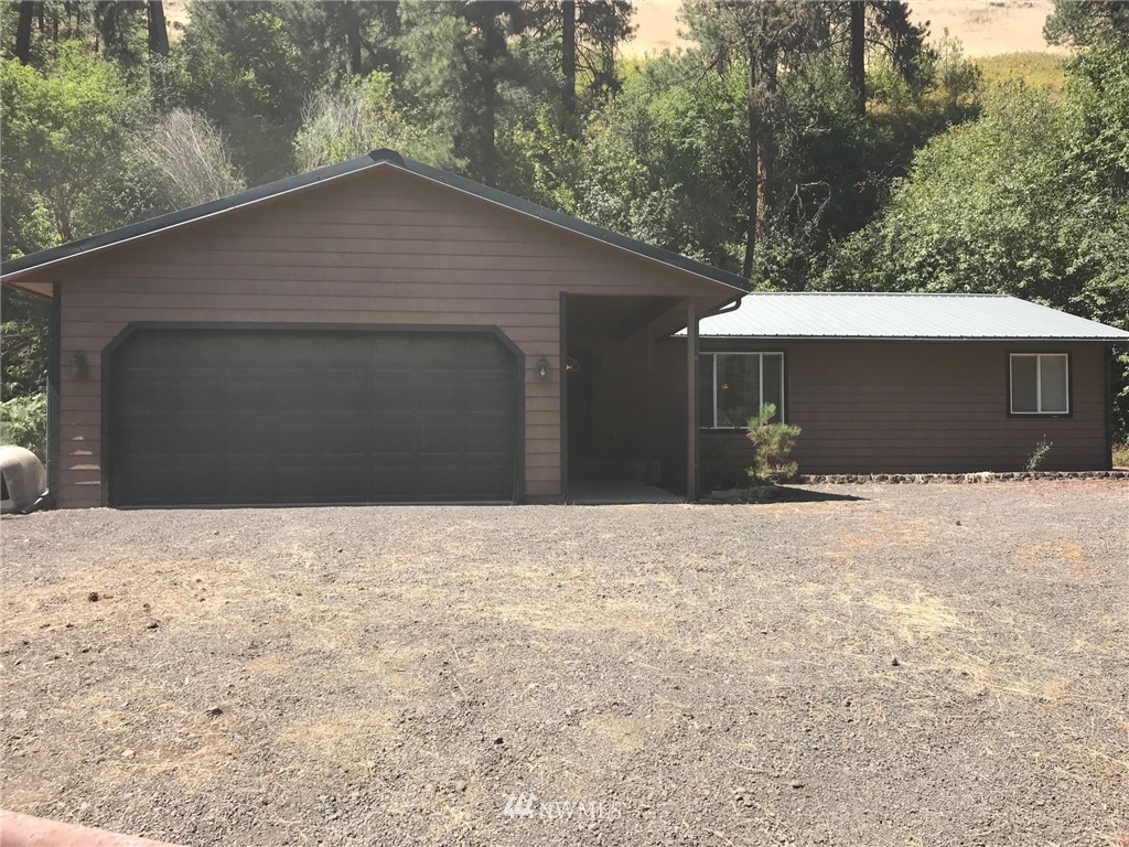 614 South Touchet Road Dayton, WA 99328 - Photo 1 of 5 Gallery Image 1