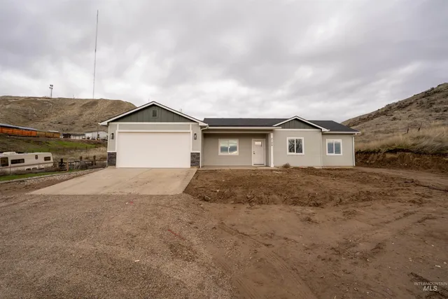 $479,900 | 2198 Highway 52, Payette, ID 83661