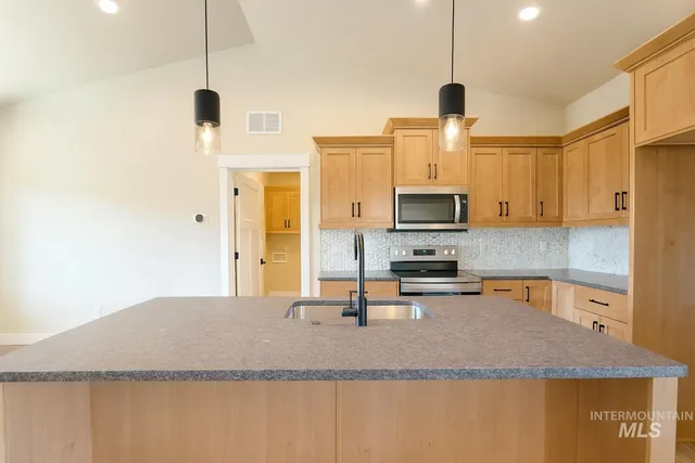 $479,990 | 2198 Highway 52, Payette, ID 83661